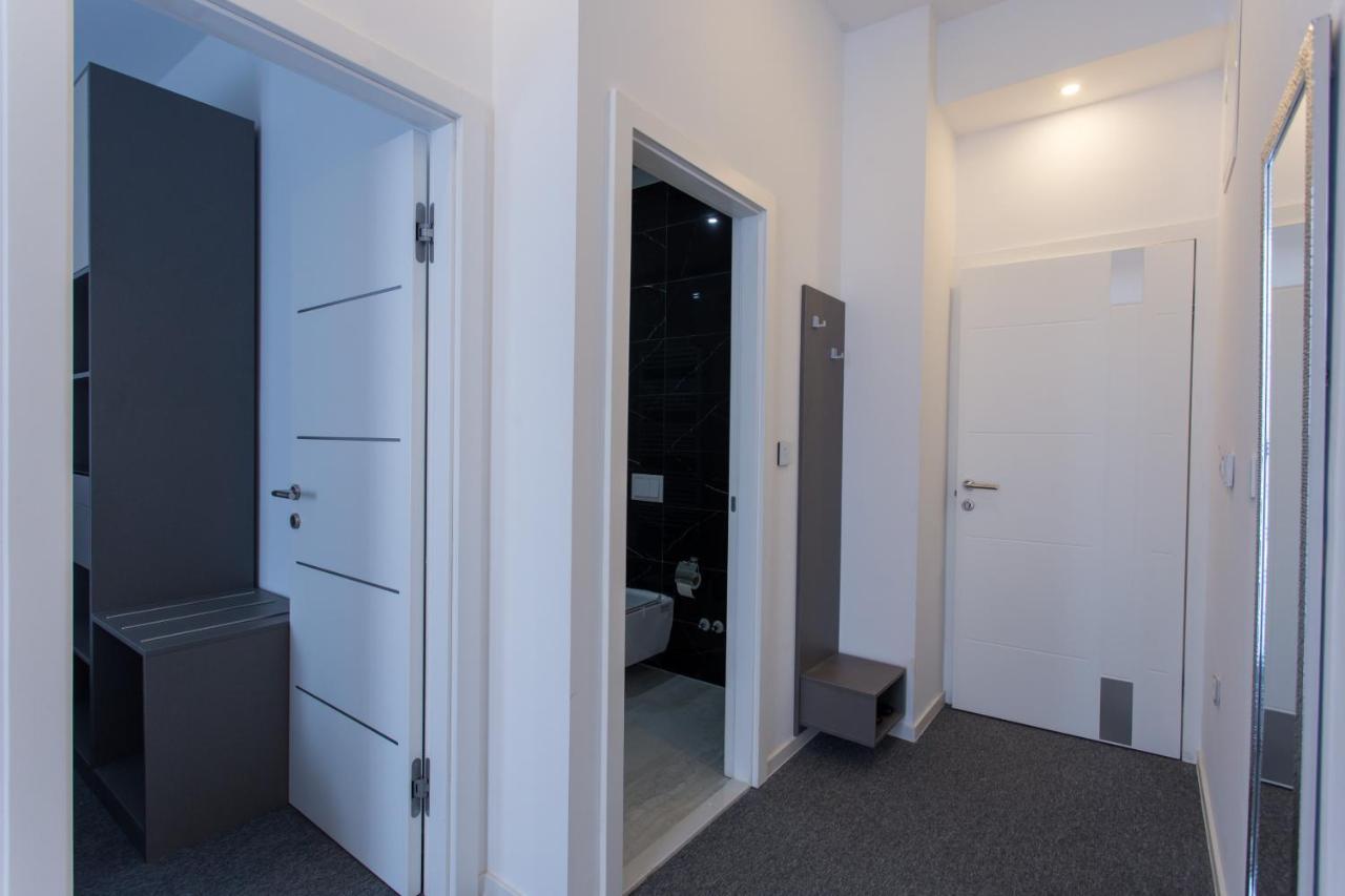 Elenas Rooms & Apartment Zagreb Extérieur photo