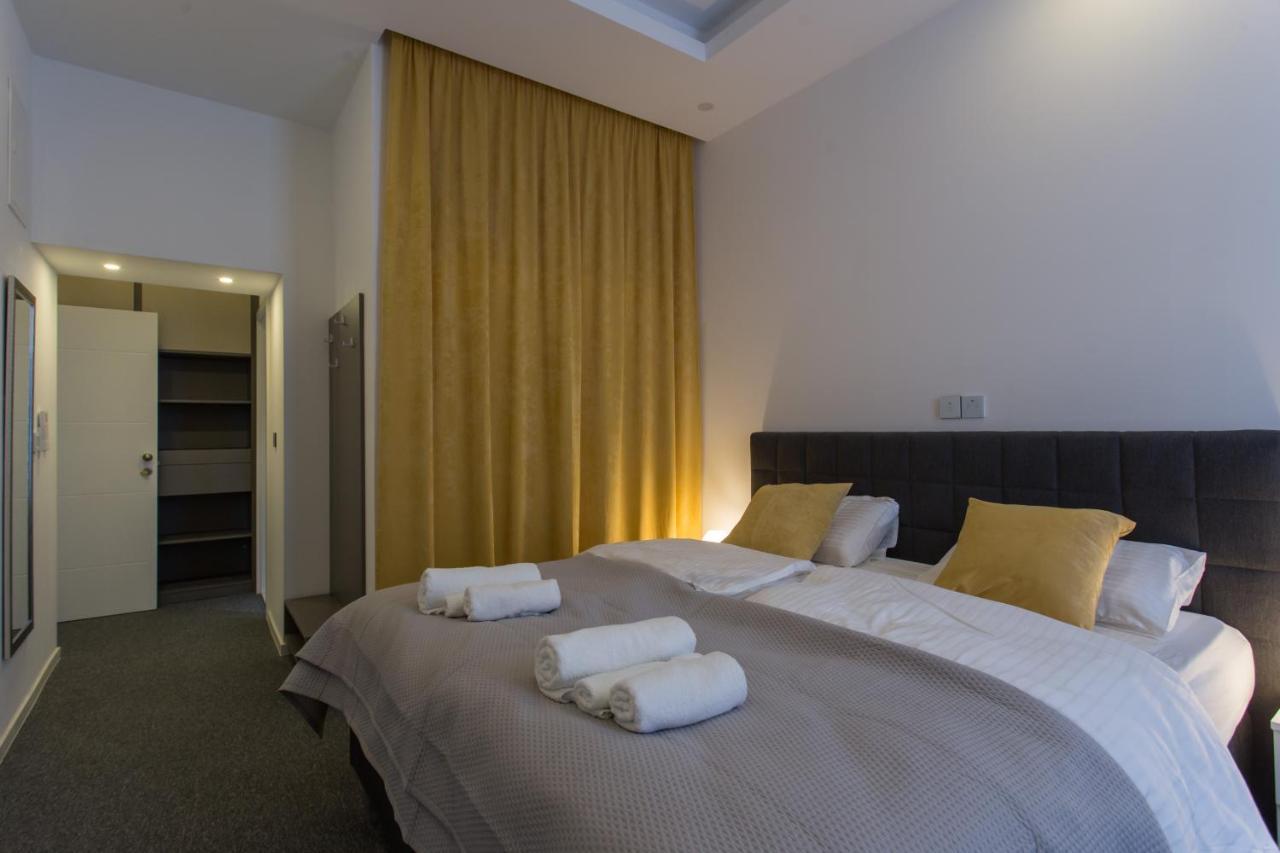 Elenas Rooms & Apartment Zagreb Extérieur photo
