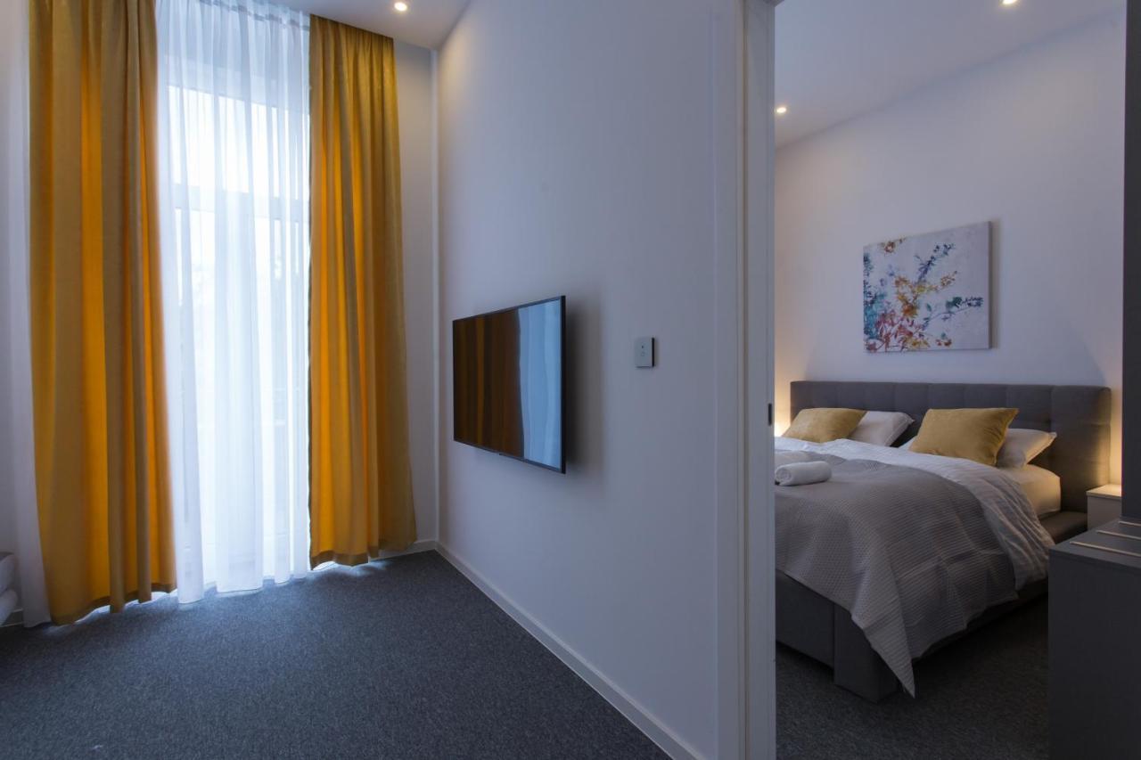Elenas Rooms & Apartment Zagreb Extérieur photo